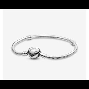 Pandora Moments Heart Clasp Snake Chain Bracelet